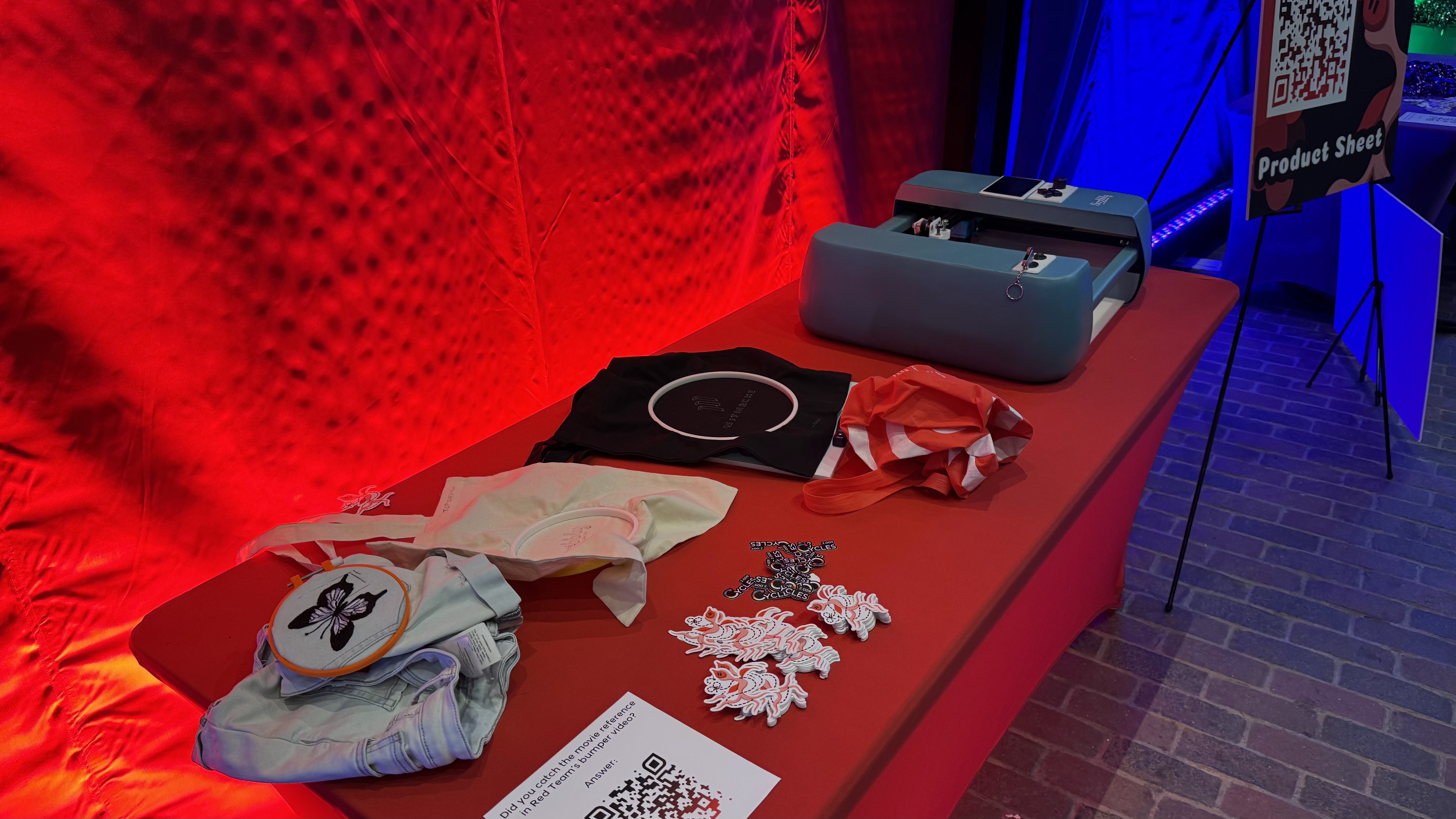 Presentation Table